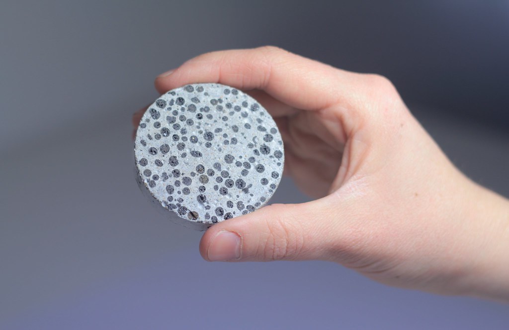 Self-healing concrete is a transport problem in disguise